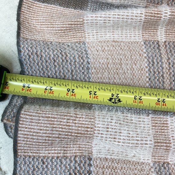 Rachel Zoe Womens Shacket Jacket Soft Eyelash Knit Blazer Plaid Neutral Blush 1X - Picture 8 of 9